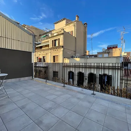 Apm Apartment *
